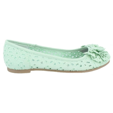 cl by chinese laundry flats