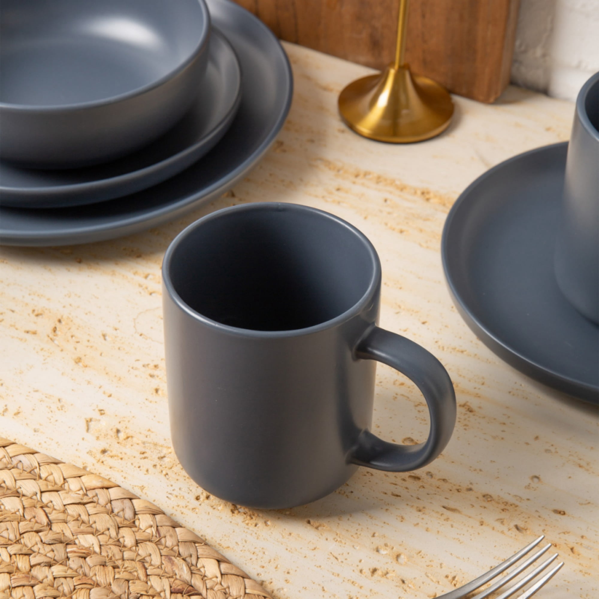 GARITIN 12-Piece Stoneware Dinnerware Set with Mugs, Microwave Dishwasher Safe Chip Resistant Dinner Plates Salad Plates Cereal Bowls, Stackable Matte Glaze Kitchenware Service for 3, Blue