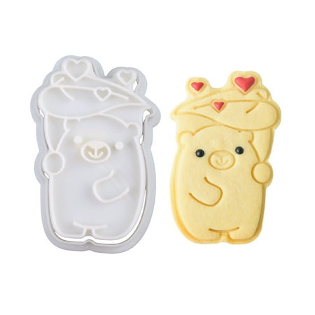 

FAIOIN Sugarcraft Mould Christmas Bear Shape Cookie Cutters Cartoon Gift Food-grade Plastic Cake Plunger Cutter Gift for Baking
