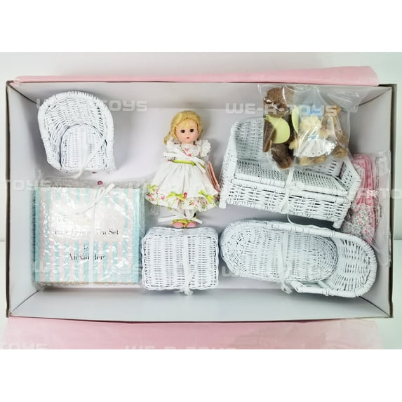 Madame Alexander 2002 Teddy Bear Tea Party Doll No. 33745 NEW