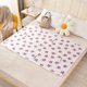 thumbnail image 1 of Estera Menstrual lavable impermeable para niñas, ropa de cama para dormitorio, estera pequeña absorbente antideslizante para protección contra fugas laterales, 1 of 5