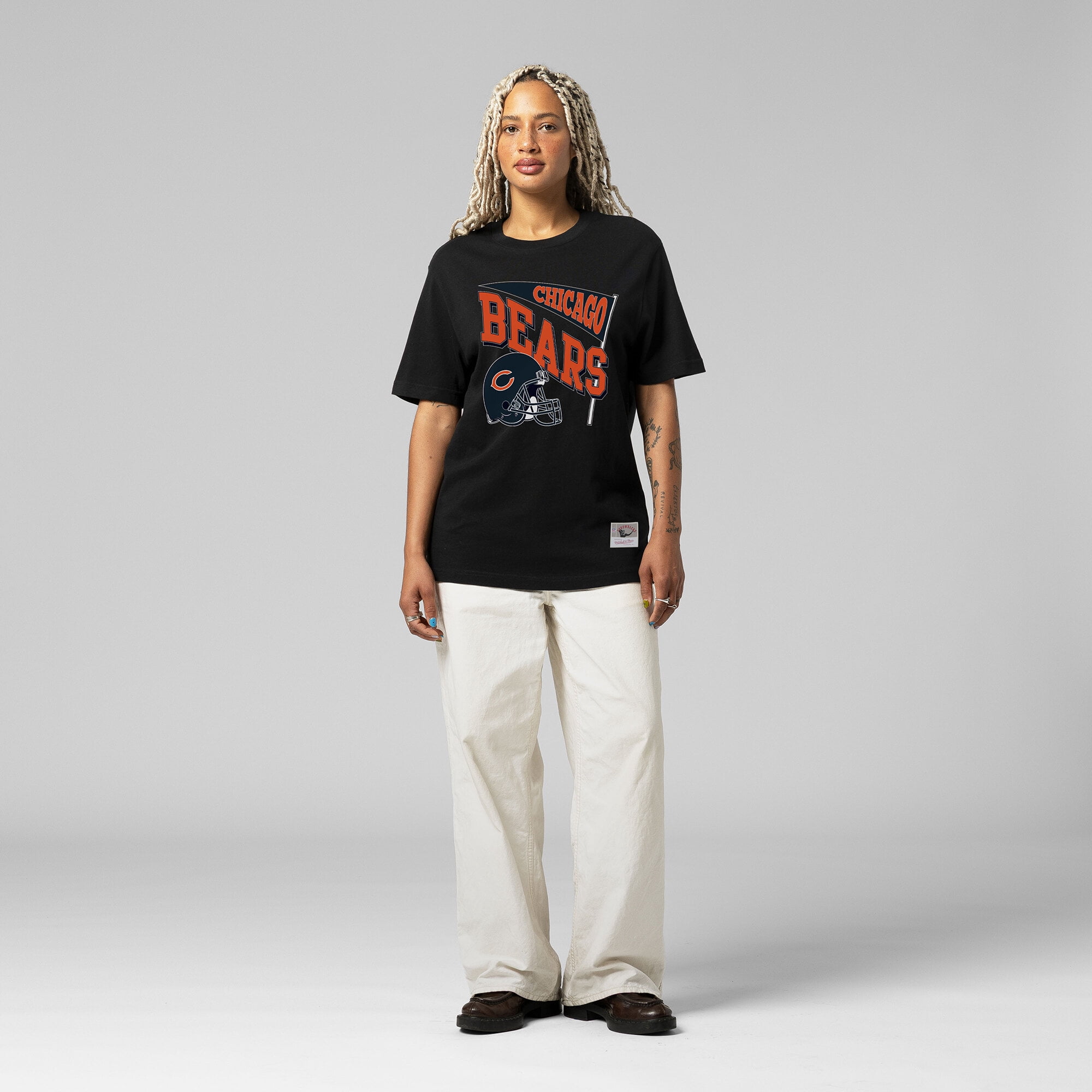 Women's Mitchell & Ness Black Chicago Bears Team Dynamic Boyfriend T-Shirt