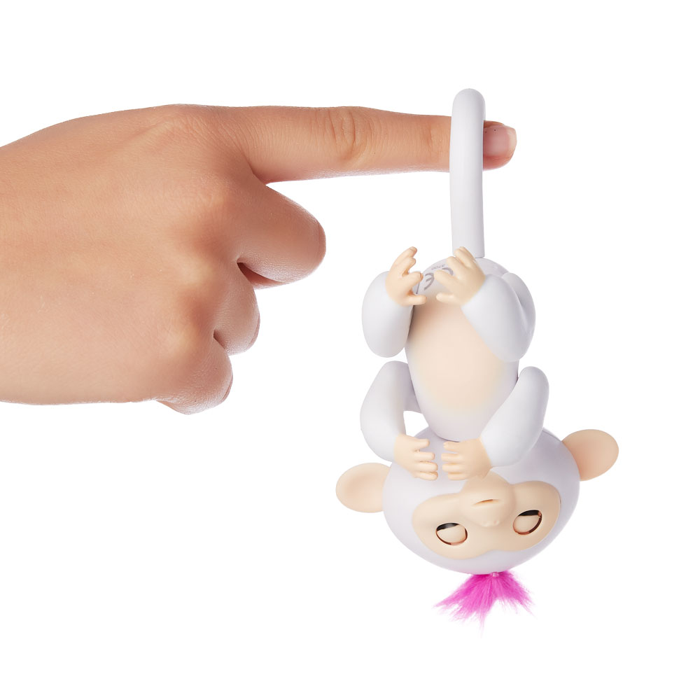 Fingerlings - Interactive Baby Monkey - Sophie (White with Pink Hair) By WowWee - image 4 of 9