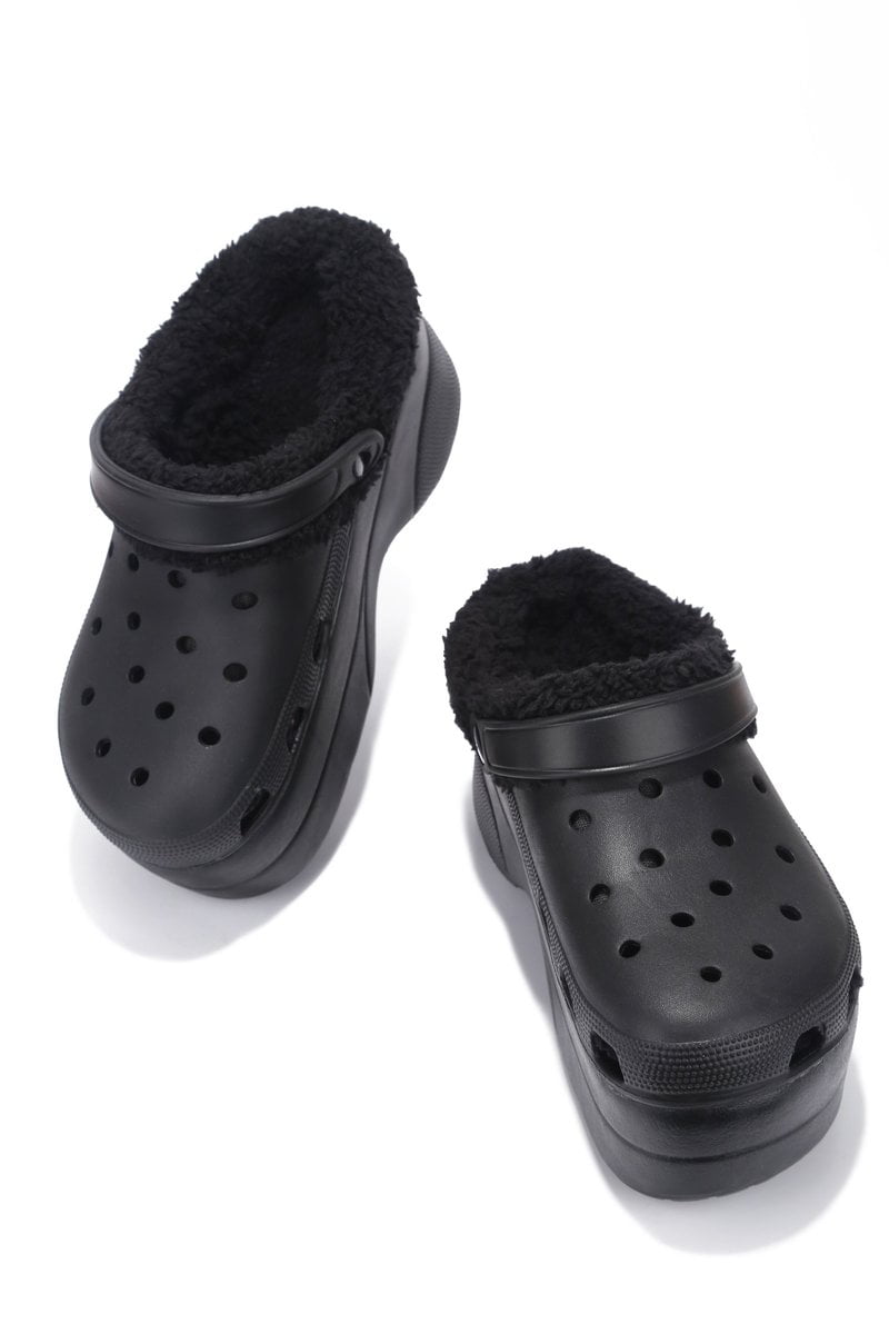 Women’s Fashion Comfortable Slip On Slides Shoes with Fur Cape Robbin Gardener-3 Platform Clogs Slippers for Women 