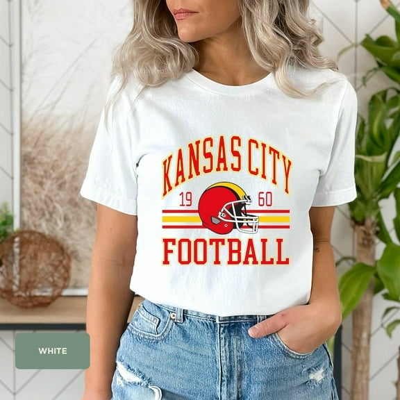 MiyazakiLy Chiefs Retro Style Shirt,Vintage Football Shirt,Sunday Football,NFL Tee,Crewneck Vintage Chief fan gift Football Crewneck Shirt,Football Fan