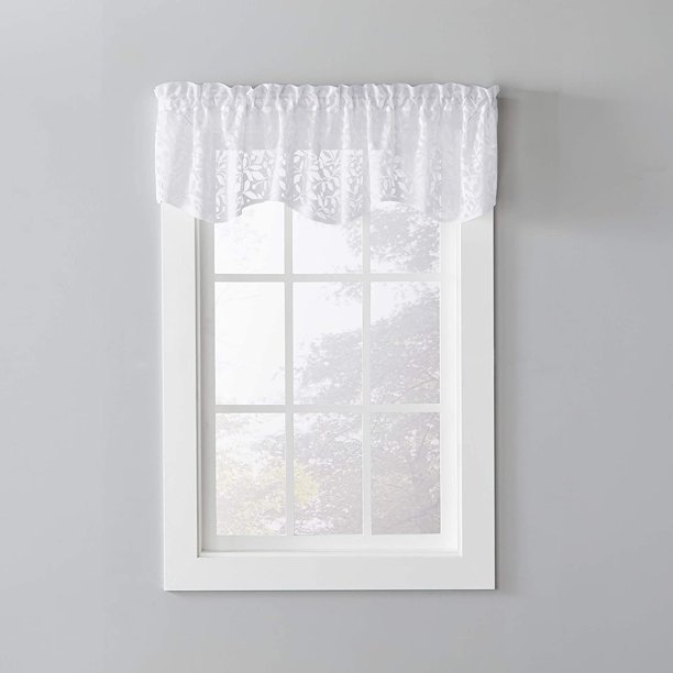 Skl home by saturday knight ltd touch of spring valance white 56 