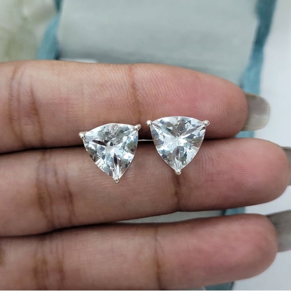 Amazing Natural White Topaz Solitaire Stud Earrings 925 Solid Sterling Silver Birthstone Earrings, Gemstone Stud Earrings