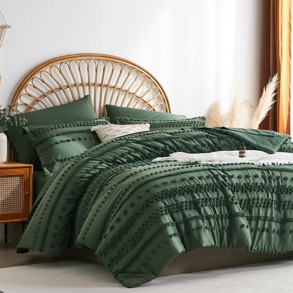 Davulos Tufted Comforter Set Queen Size,Dark Green Bed in a Bag 7 Pieces Shabby Chic Boho Bedding Sets with 1 Comforter,2 PillowShams,2 Pillowcases,1 Flat Sheet,1 Fitted Sheet