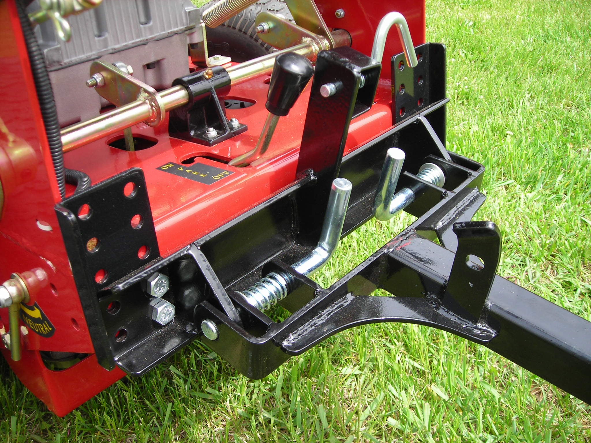 Swivel Wheel Sulky Mowers Lift Latch Pneumatic Wheels Antislip