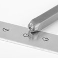 thumbnail image 3 of Juego de sellos de metal para joyería Herramienta de perforación de acero en forma de corazón Kit de estampado de brazalete en blanco, 3 of 8