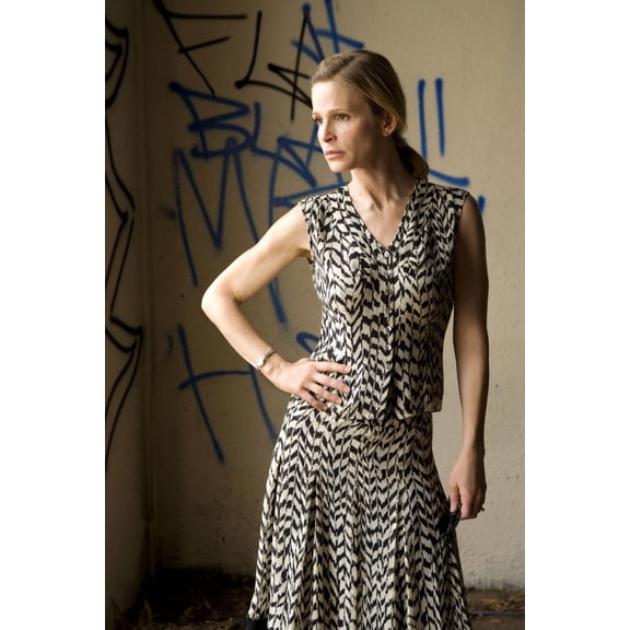 Kyra Sedgwick Poster The Closer 27Inx40In for any room 27x40 Multi-Color Square Adults Poster Time