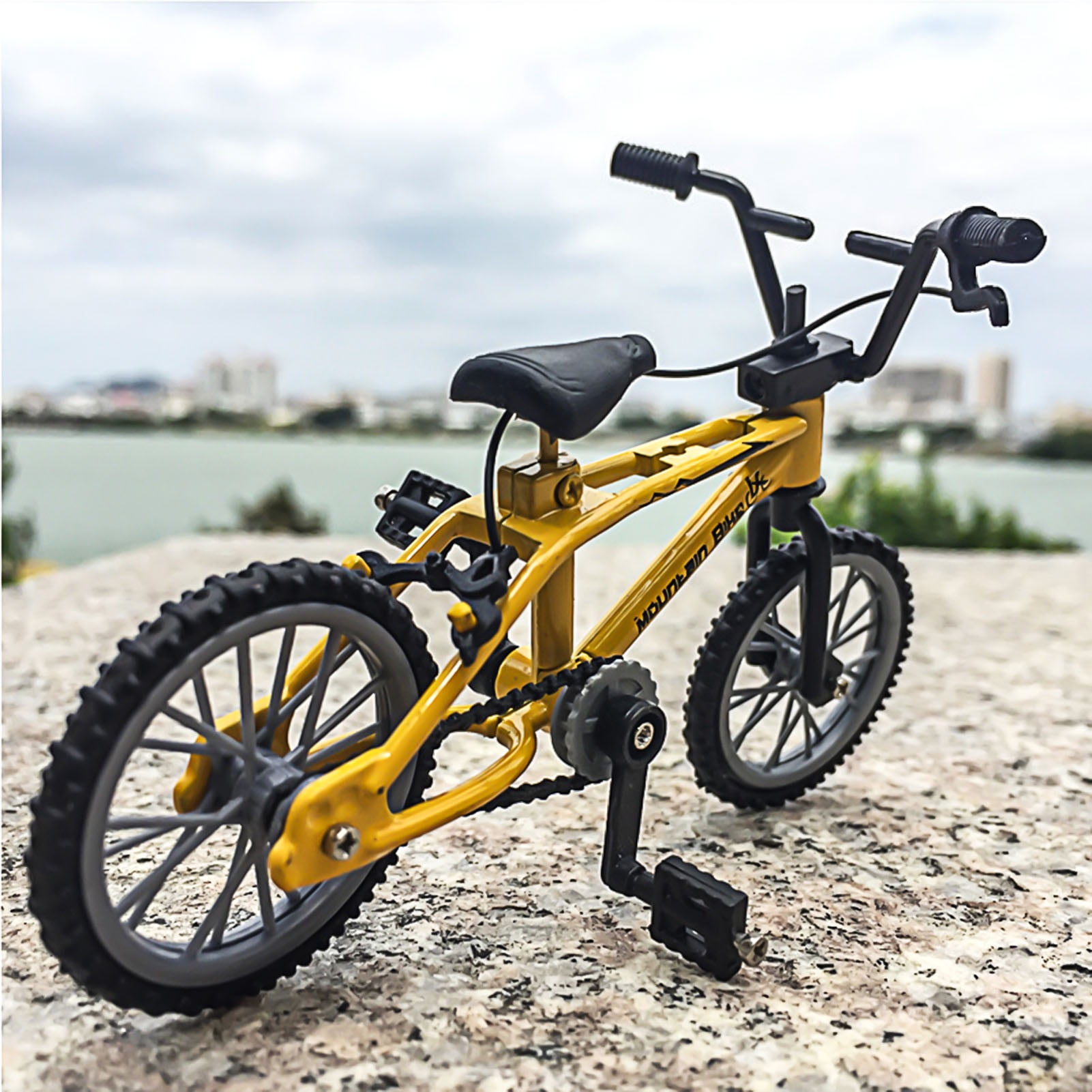 Barmherzigkeit Fachmann unvollständig finger dirt bike fahrrad Liefern