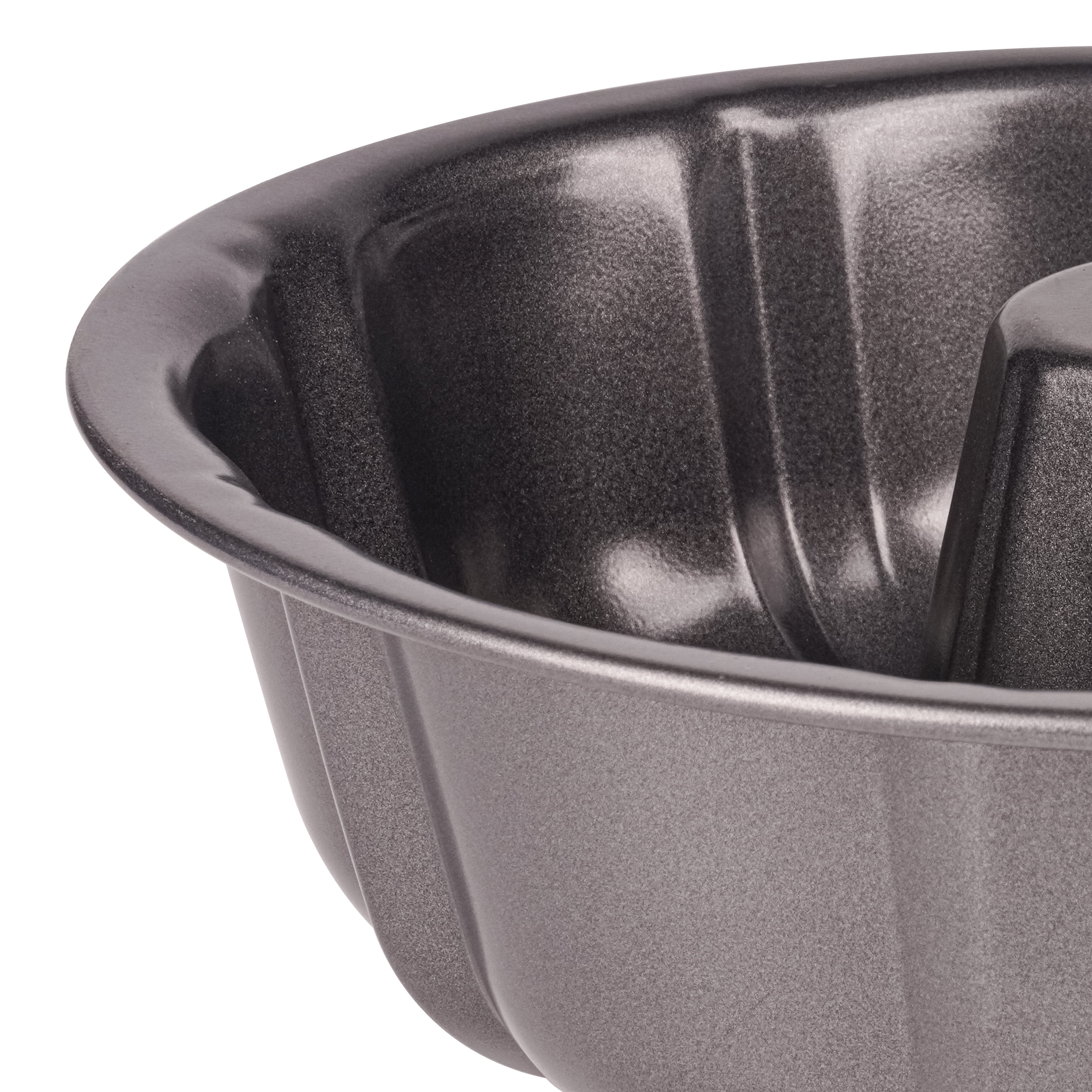 Chicago Metallic Nonstick Fluted Cake Pan, Perfect for Bundt cakes, monkey  breads, casseroles, lasagnas, and more! 10-Inch, Gray