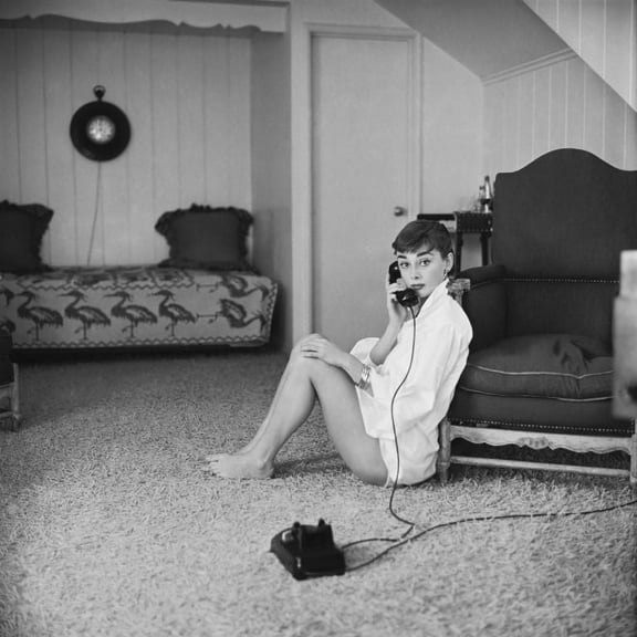 Audrey Hepburn - Telephone Photo Print (8 x 10)