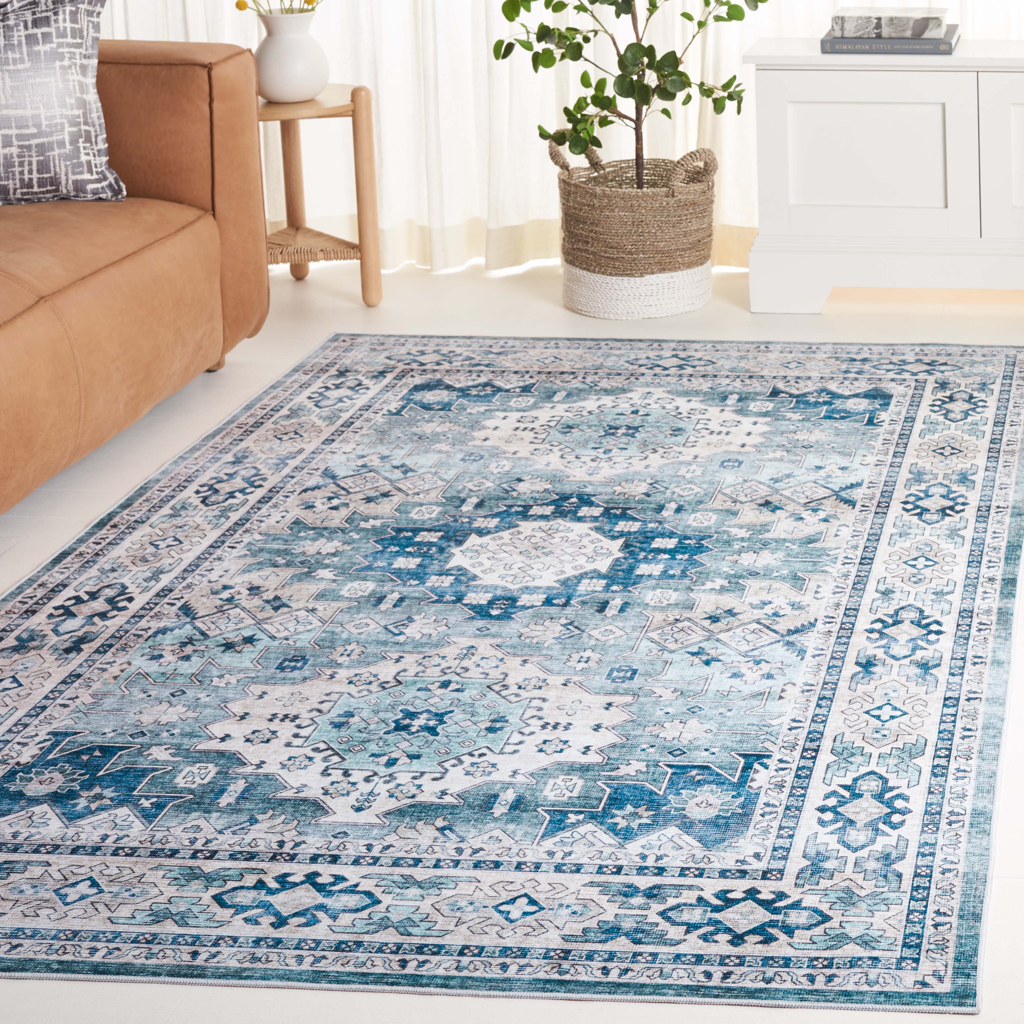 SAFAVIEH Arizona Reannon Oriental Polyester Machine Washable Area Rug, Sage/Aqua, 5' x 8'