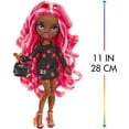 thumbnail image 4 of Muñeca Rainbow High Daria Roselyn 2 Outfits Rainbow High Muñeca, 4 of 4