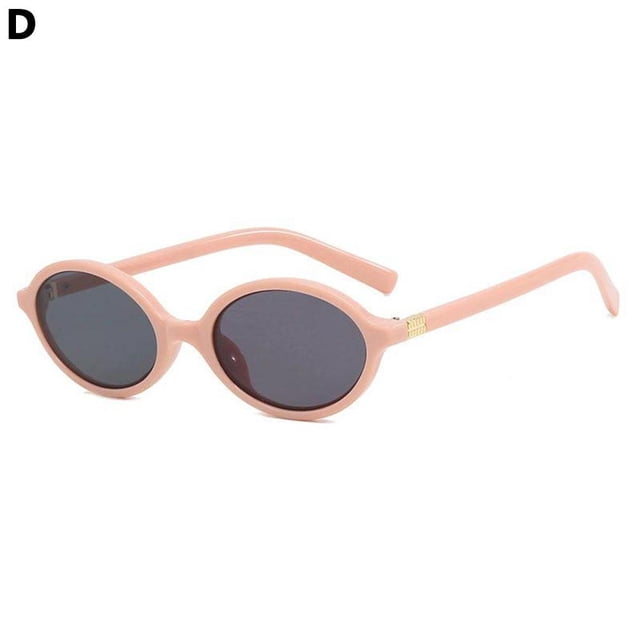 Lunettes Rétro Chic - Montures Stylées pour le Style Estival des Femmes