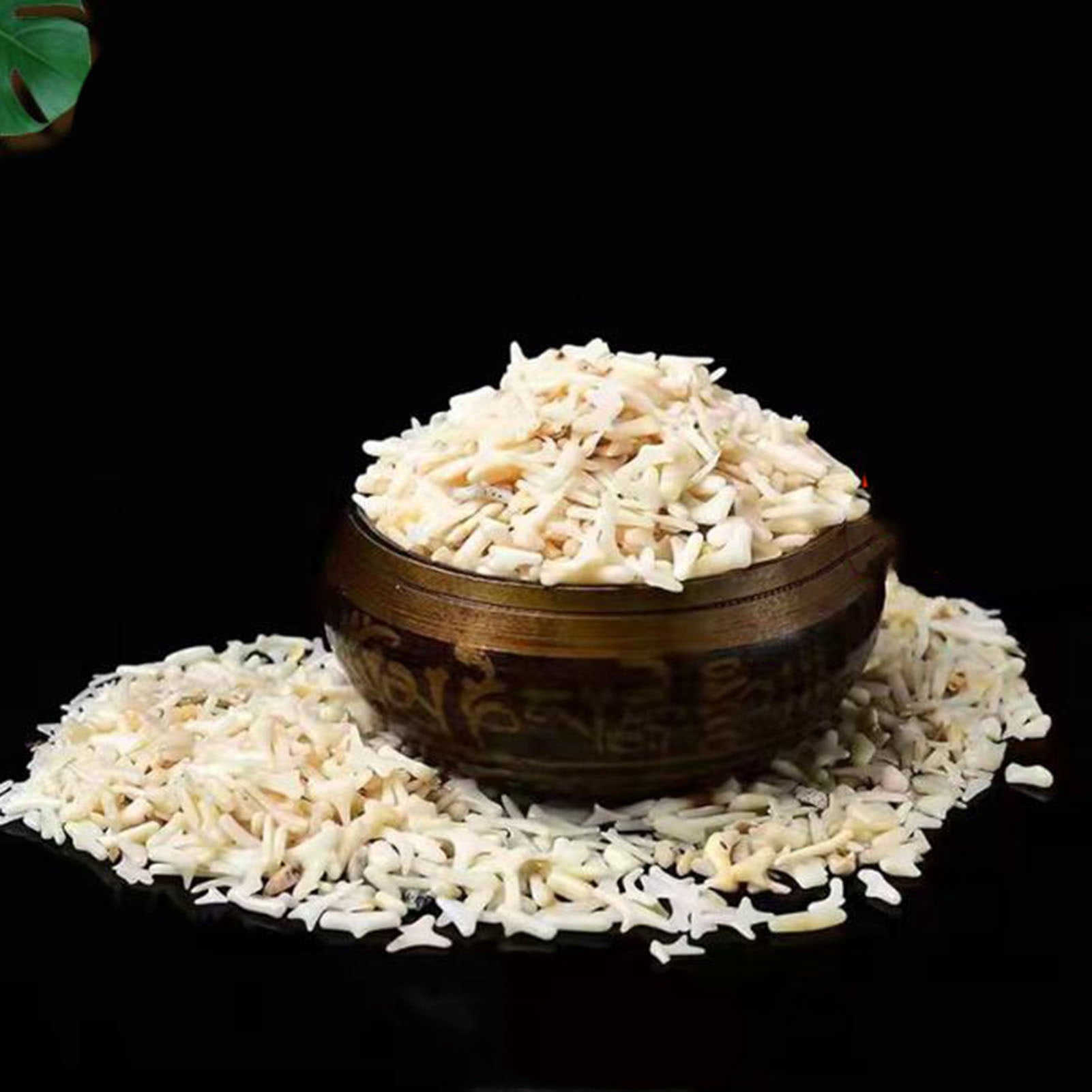 0.66LB Natural white coral gravel Fish Tank Sand Gravel Natural Aquarium Decorative Sand Gravel Rock for Aquariums Terrarium Garden Flowerpot Glassware Vases Decoration