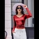 thumbnail image 5 of Camiseta Básica Ajustada de Punto Acanalado con Cuello en V y Larga para Mujer Rojo M, 5 of 7