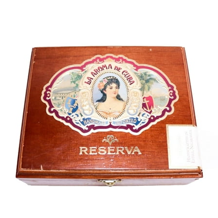 La Aroma Reserva Maximo Empty Wood Cigar Box 7.75" x 6.5" x 2.75"
