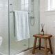 thumbnail image 4 of Juego de toallas de baño extra grandes - Toallas de floco súper suaves y absorbentes de 55x27,55 pulgadas para gimnasio, playa y viajes, 4 of 6