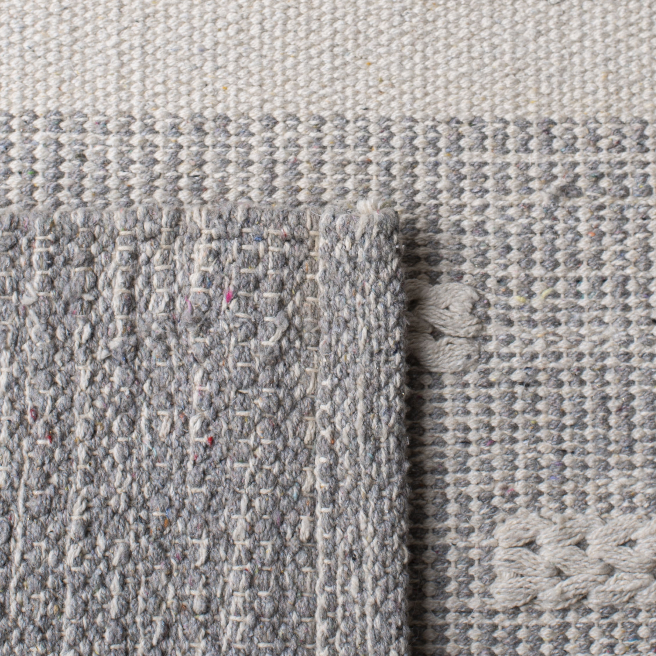 SAFAVIEH Striped Kilim Rory Striped Cotton Area Rug, Ivory/Grey, 6' x 9'