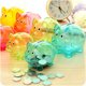thumbnail image 3 of Hucha de plástico de gran tamaño, alcancía para ahorrar dinero, regalo de cumpleaños, Navidad, decoración de guardería para niñas y niños, Color aleatorio, 3 of 4