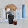thumbnail image 3 of Taza de café de viaje Takeya Traveler de acero inoxidable 750 ml, 3 of 4