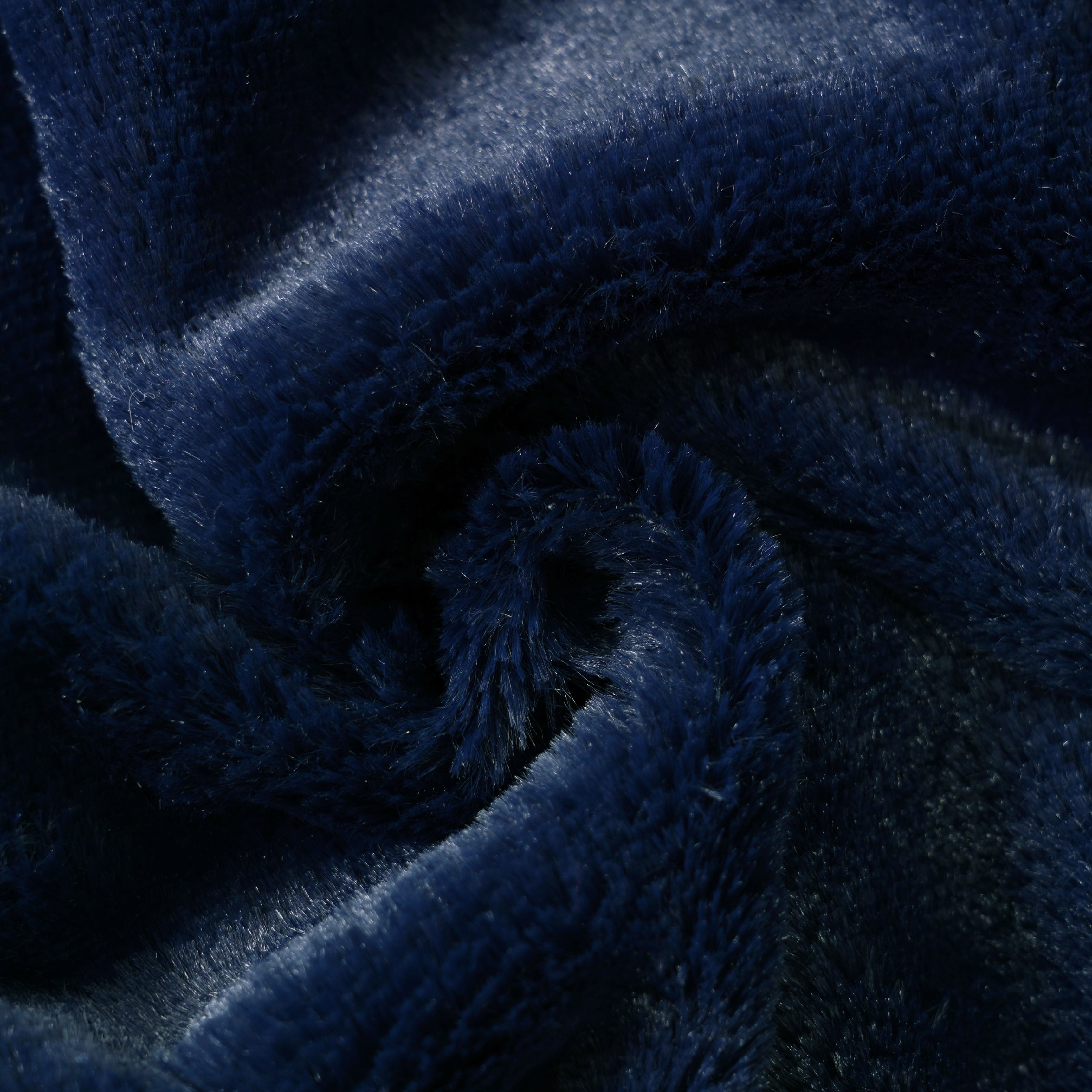 Chaps Plush Bed Blanket with Faux Fur Reverse - Full/Queen 90 X 90, Blue