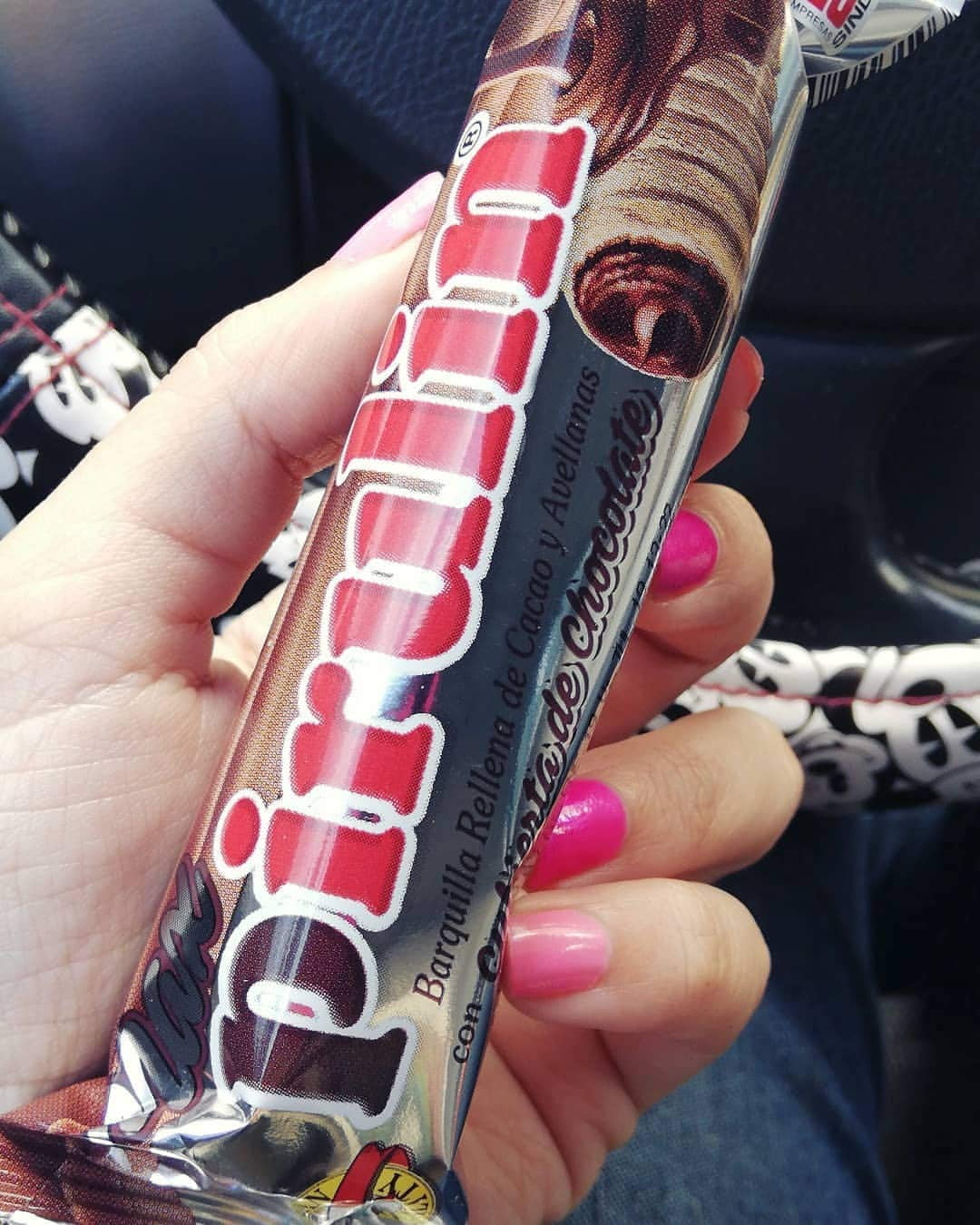 Pirulin Max. Barquilla rellena de Cacao y Avellanas con Cubierta de Chocolate (360)