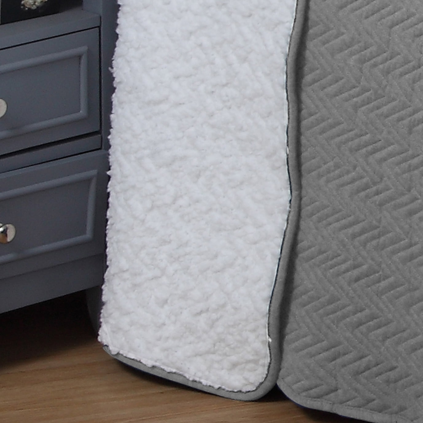 Lakewood Jersey Sherpa Quilt Gray Full/Queen