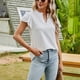 thumbnail image 2 of Camiseta de manga corta con volantes para mujer, cuello en V, puntos ahuecados, tipo suelto, Top informal de verano blanco XL, 2 of 6