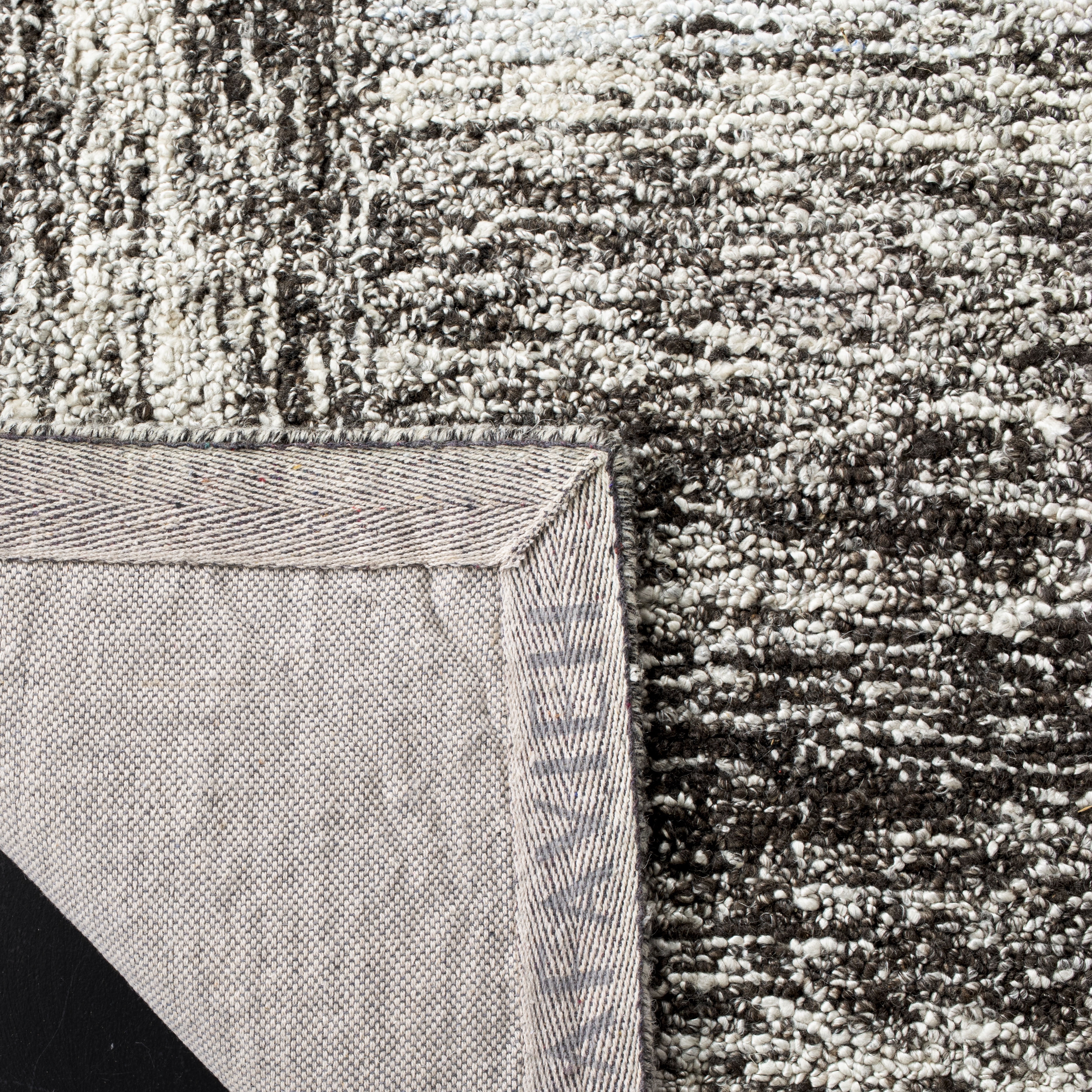 SAFAVIEH Abstract Sharlene Abstract Area Rug, Ivory/Charcoal, 6' x 6' Square