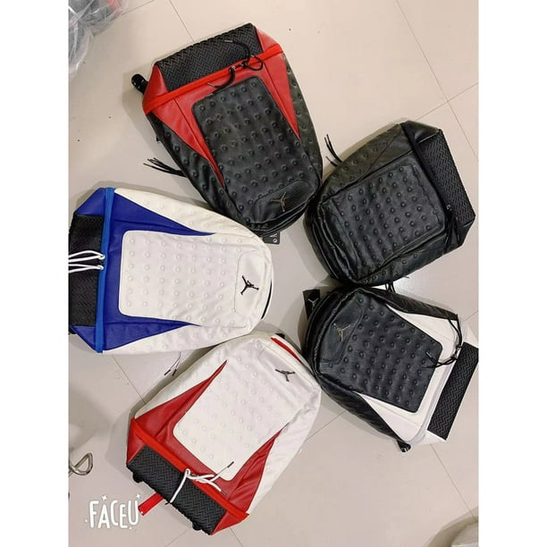 Mochila jordan retro 13 hot sale