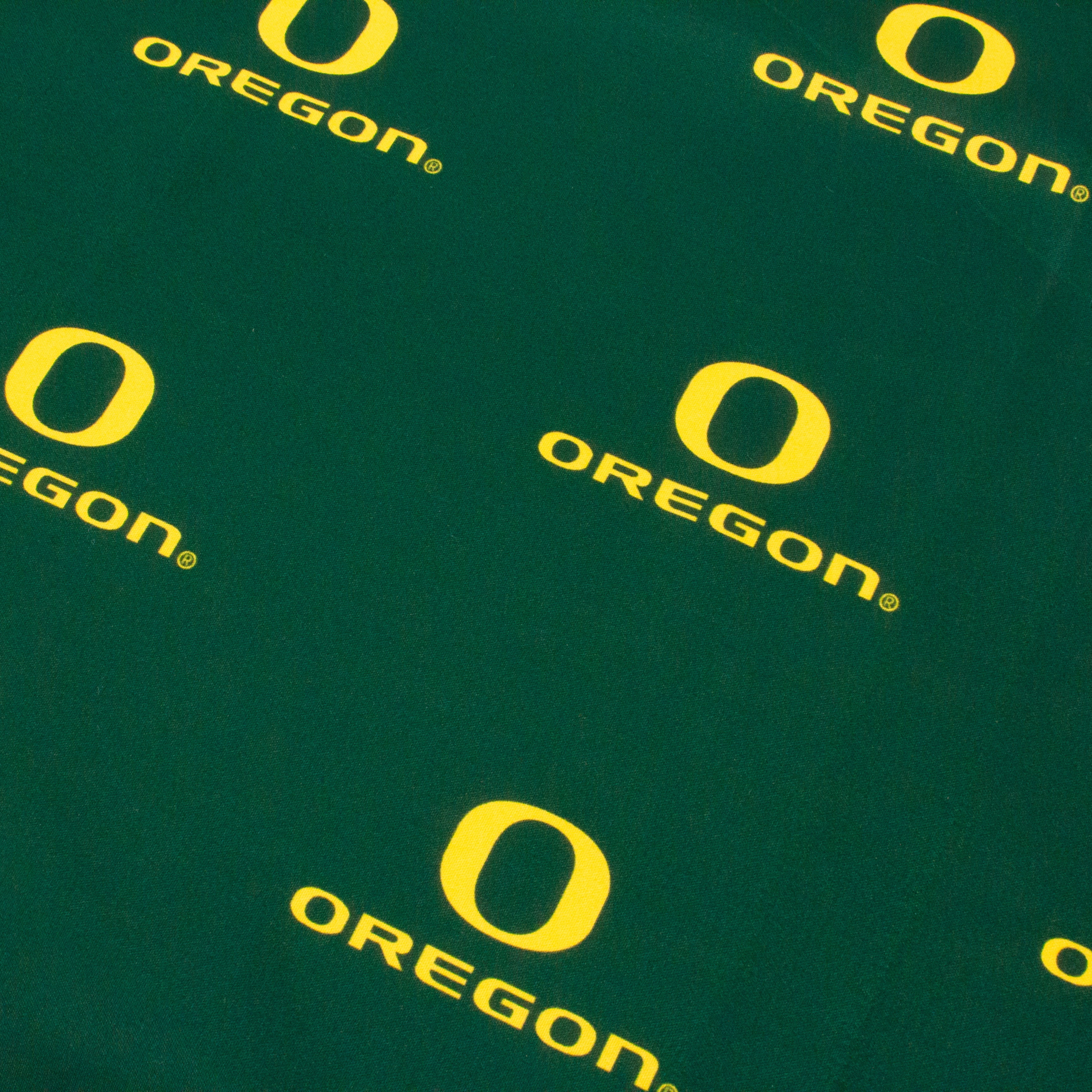 College Covers Oregon Ducks Tailgate Fitted Tablecloth, 72" x 30", 6 ft Table Cover