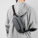 thumbnail image 4 of Dinheiro Bolso de Pecho de Tela Oxford para Hombre: Bolso de Pecho Multifuncional para Deportes y Ocio al Aire Libre, Gris, 4 of 5