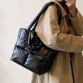 thumbnail image 2 of Bolso de mano acolchado para mujer Bolsos para mujer, bolsos de mano, bolso de mano acolchado grande, bolsos tipo hobo para mujer, bolso de mano moderno Bolso de mano acolchado, 2 of 7