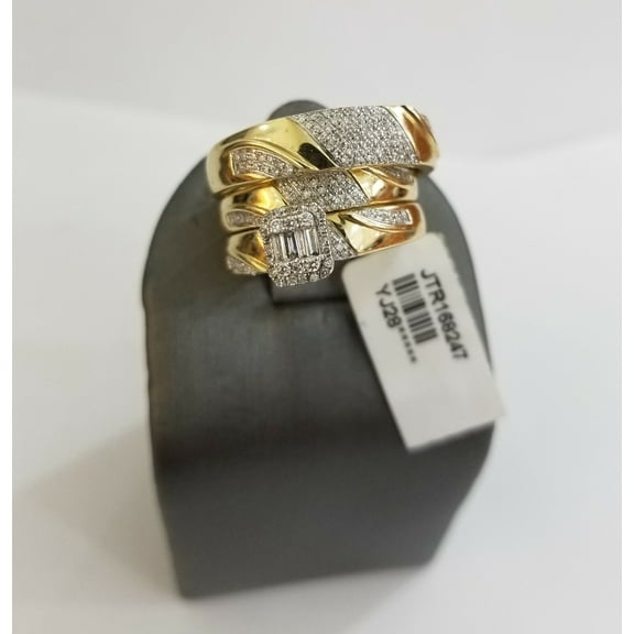 TAAPSEE JEWELS Men Women 14k Yellow Gold Finish CZ Ring Set Trio Wedding Band