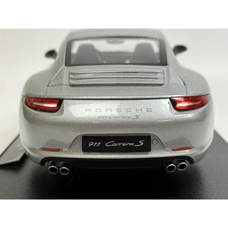Welly 2013 Porsche 911 991 Carrera S Coupe Silver 1:18