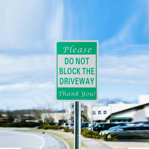 DECORNIJIA Metal No Parking Sign Aluminum Alloy Green Reminding Driveway Warning 1Pcs