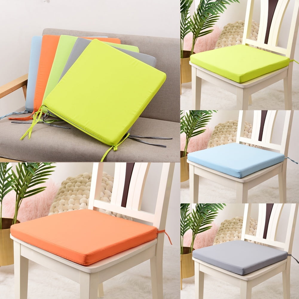 Waterproof Chair Cushion Seat Cushion Outdoors Tied to a Removable Cover on the Garden Terrace