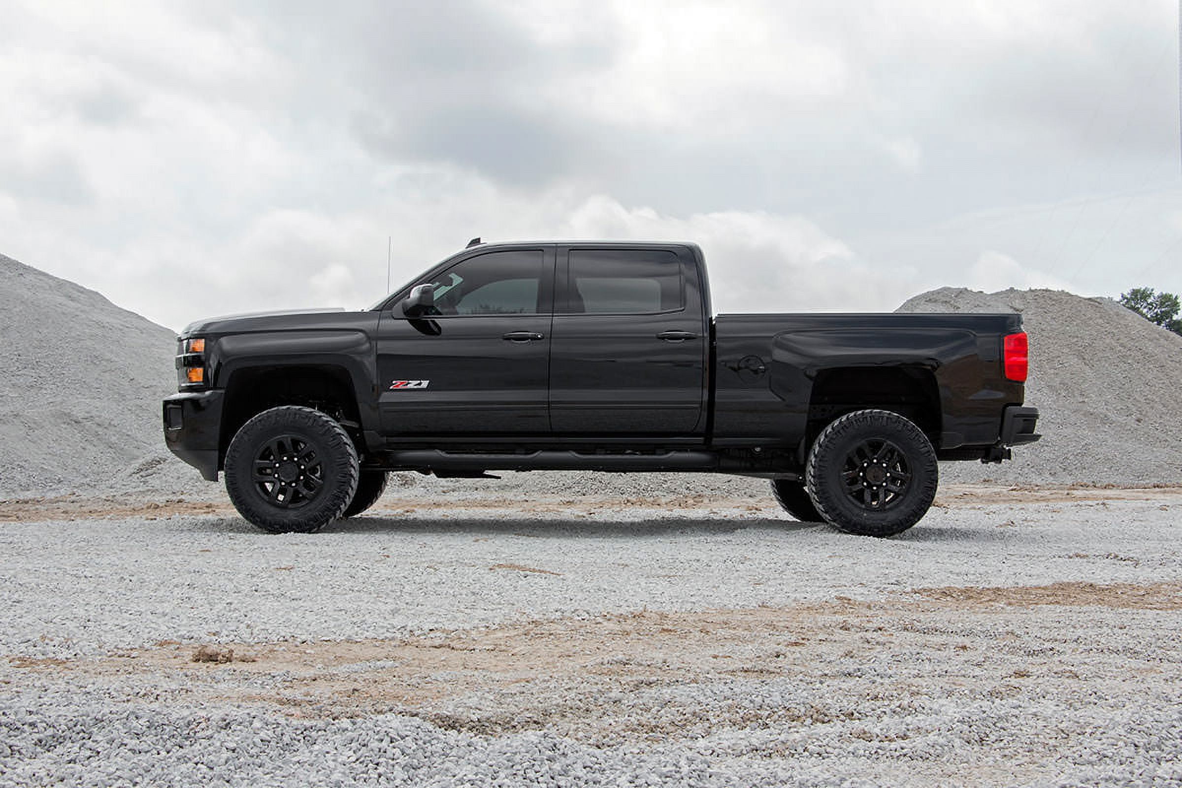 Rough Country 3.5" Lift Kit for 2011-2019 Chevy/GMC 2500/3500 2WD/4WD- 95940