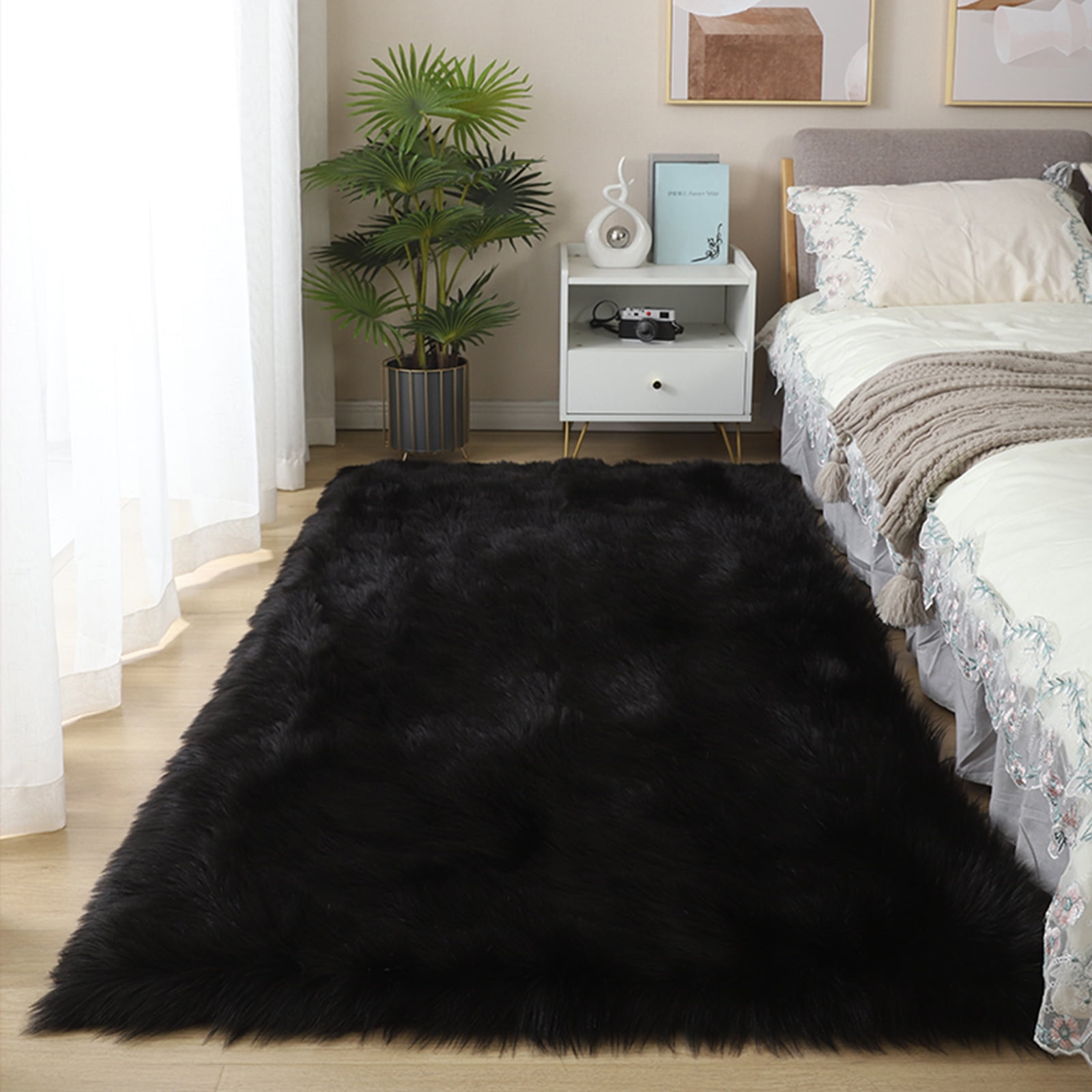 Latepis 3x5 Faux Fur Rug, Faux Sheepskin Rug for Living Room, Fluffy