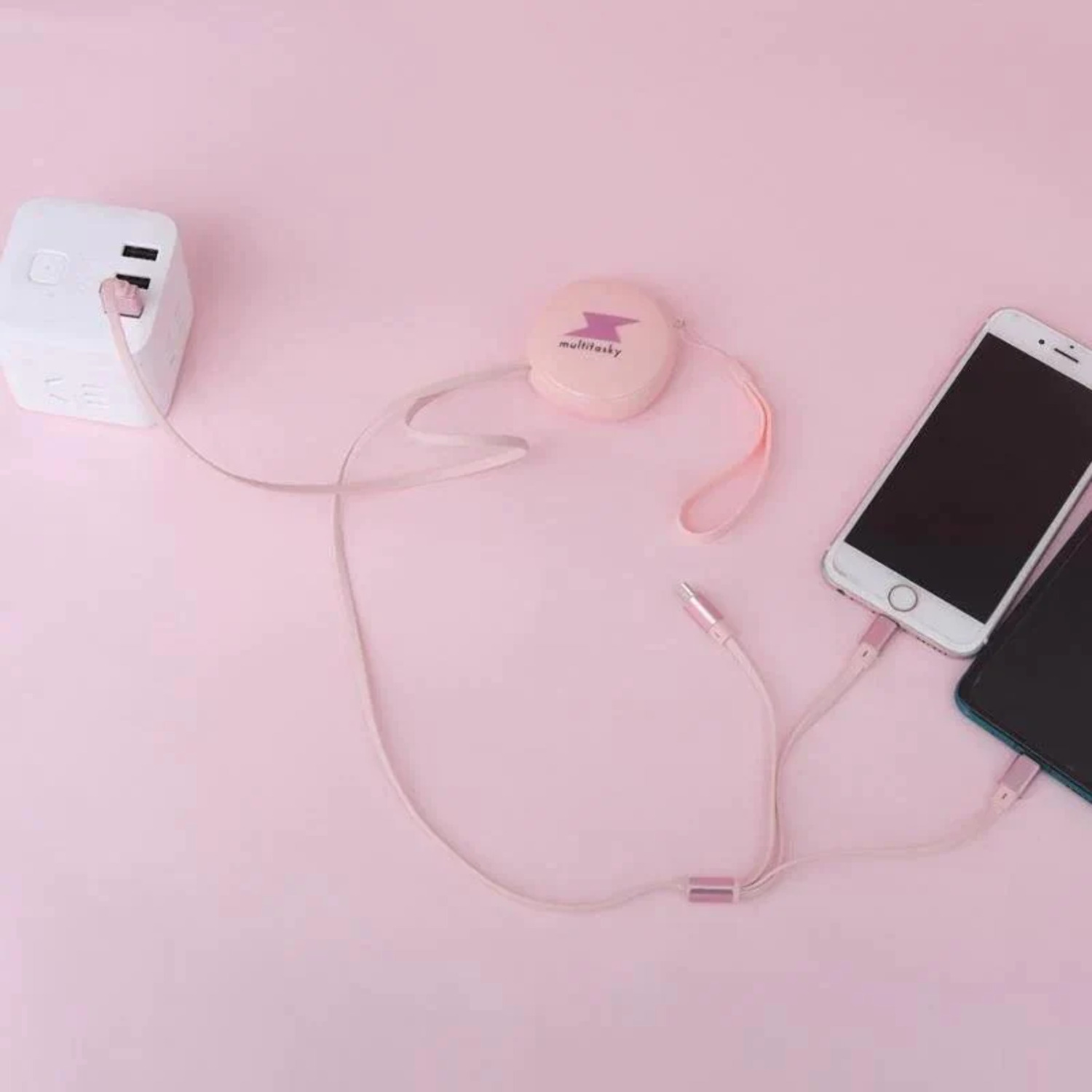 Multitasky Retractable 3-Port USB Keychain - Pink