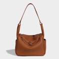 thumbnail image 4 of Bolso bandolera de alta gama 2024, nuevo bolso de hombro informal de moda de verano de nicho, bolso pequeño versátil, bolso de médico, 4 of 5