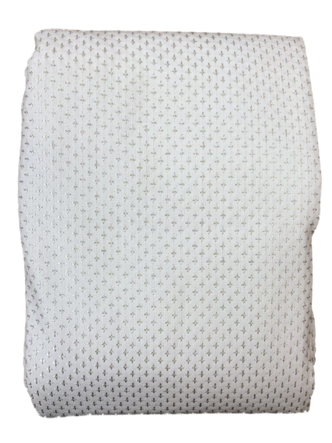 Holiday Ivory Tablecloth With Metallic, 70 Round Silver Tablecloth