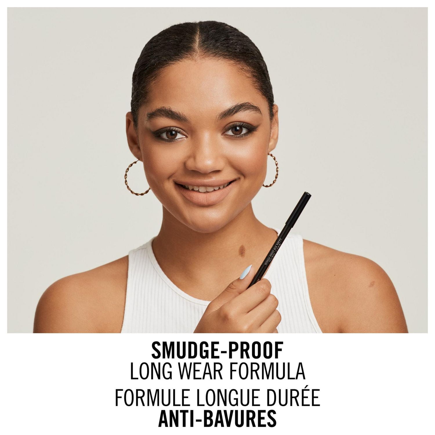 Rimmel Crayon Hydrofuge Scandaleyes Kohl Kajal, formule douce, estompable, couleur intense, longue durée sans bavure, 100% Sans Cruauté Une intensité de couleur qui dure