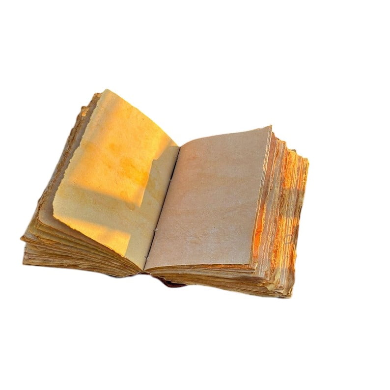 Handmade Leather Journal with Sun & Moon Artwork – 5x7 Inch Vintage Notebook with 200 Deckle Paper Pages, Antique Clasp, Handmade Writing Diary & Sketchbook