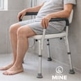 thumbnail image 3 of Seven Mine Silla para Baño Adulto Mayor 4 en 1 Antideslizante | Banco Ducha con Respaldo y Brazos Desmontables,Confortable, Altura Ajustable 43–56 cm, Aluminio Ligero Soporta 130 kg Blanca, 3 of 13