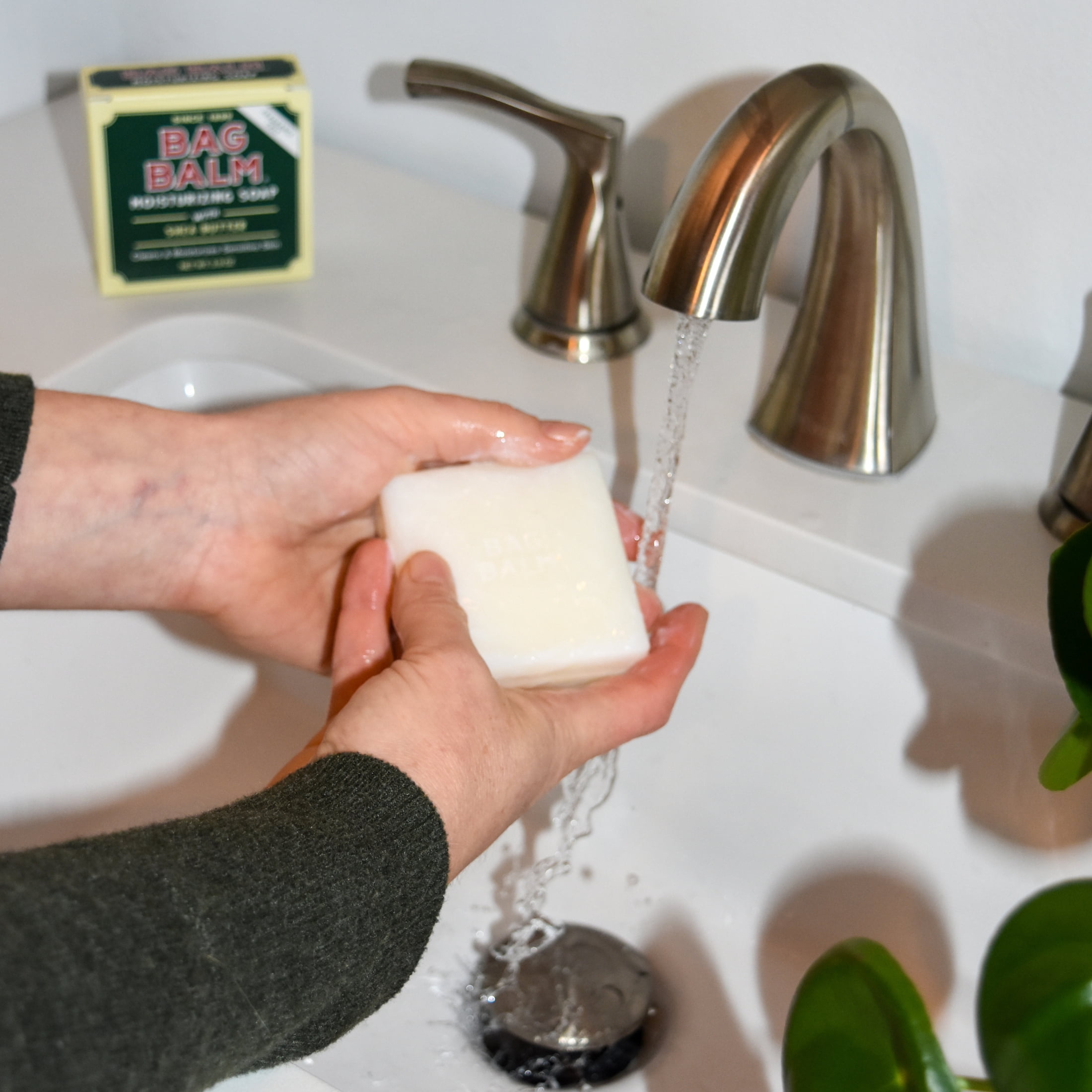 Vermont's Original Bag Balm Sensitive Skin Bar Soap, Shea Butter, 3.9oz